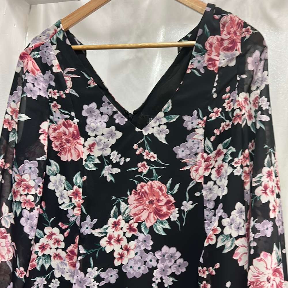 INC New w/o tags Black Floral Shift Dress-Small